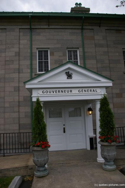 Gouverneur General building at La Citadel in Quebec.jpg

