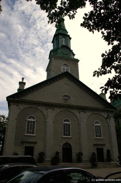 Holy Trinity Cathedral in Quebec City.jpg
