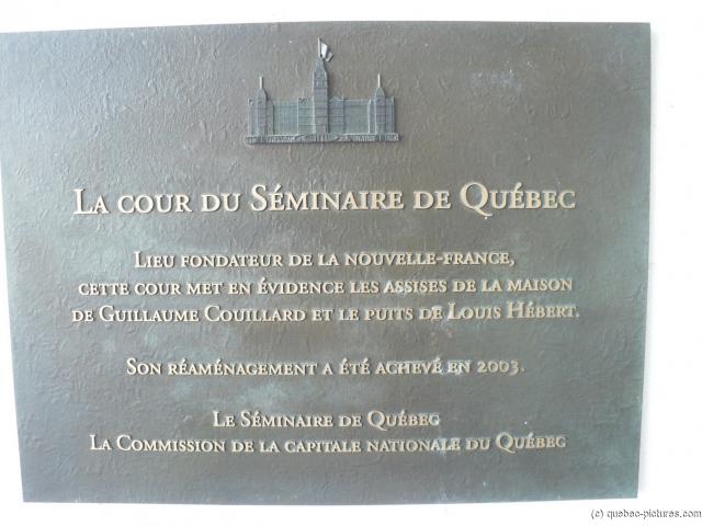 La cour du Seminaire de Quebec plaque.jpg
