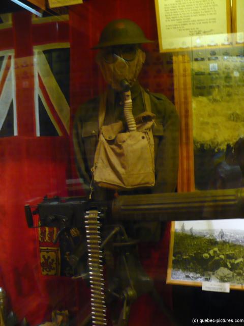 Soldier with machine gun exhibit at La Citadel museum in Quebec.jpg
